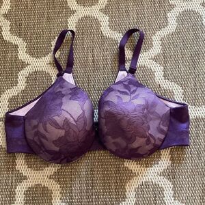 Cacique bra, size 44C lightly lined full coverage